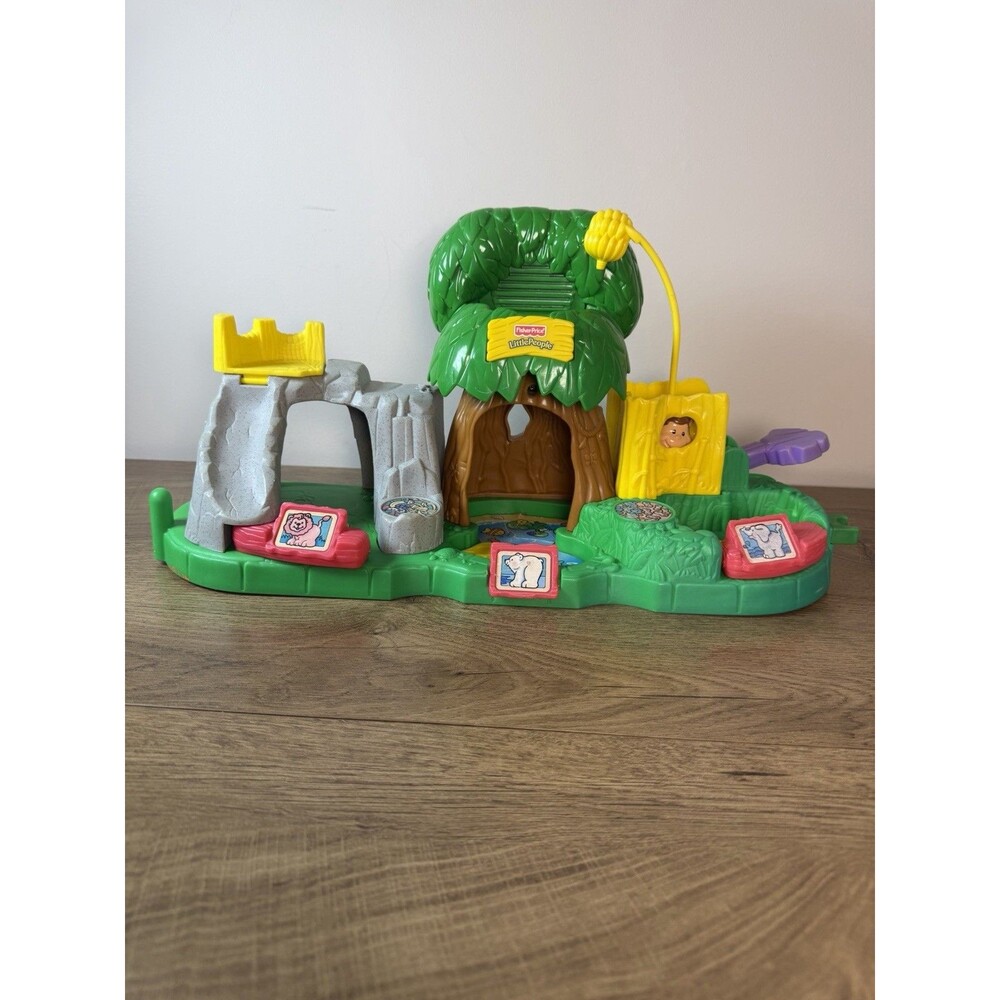 2001 Fisher-Price Little People Animal Sounds Zoo Playset Sounds Working